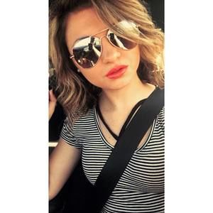 Meet your Posher, Jasmine